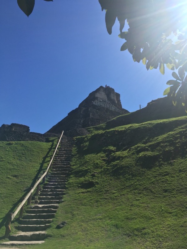 Xunantunich