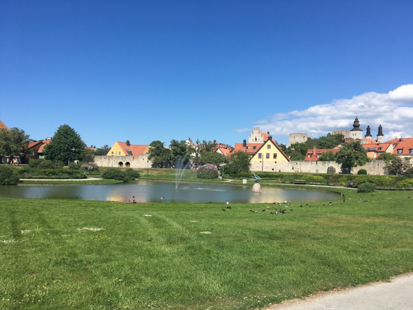 Visby vue de l’extérieur des remparts